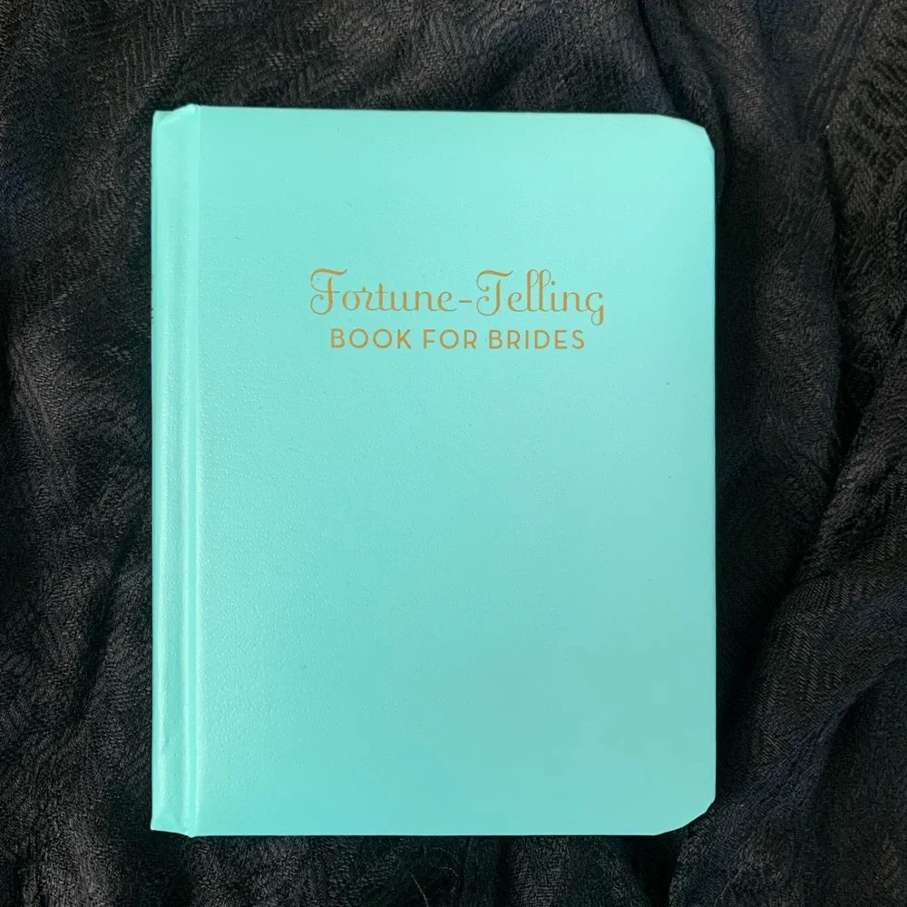 🌸Fortune-Telling Book for Brides - Picture 2 of 5